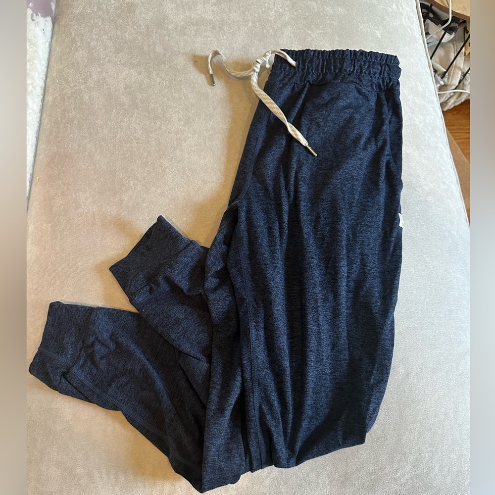 Vuori Performance Jogger Pants , Women's XS Navy Heather